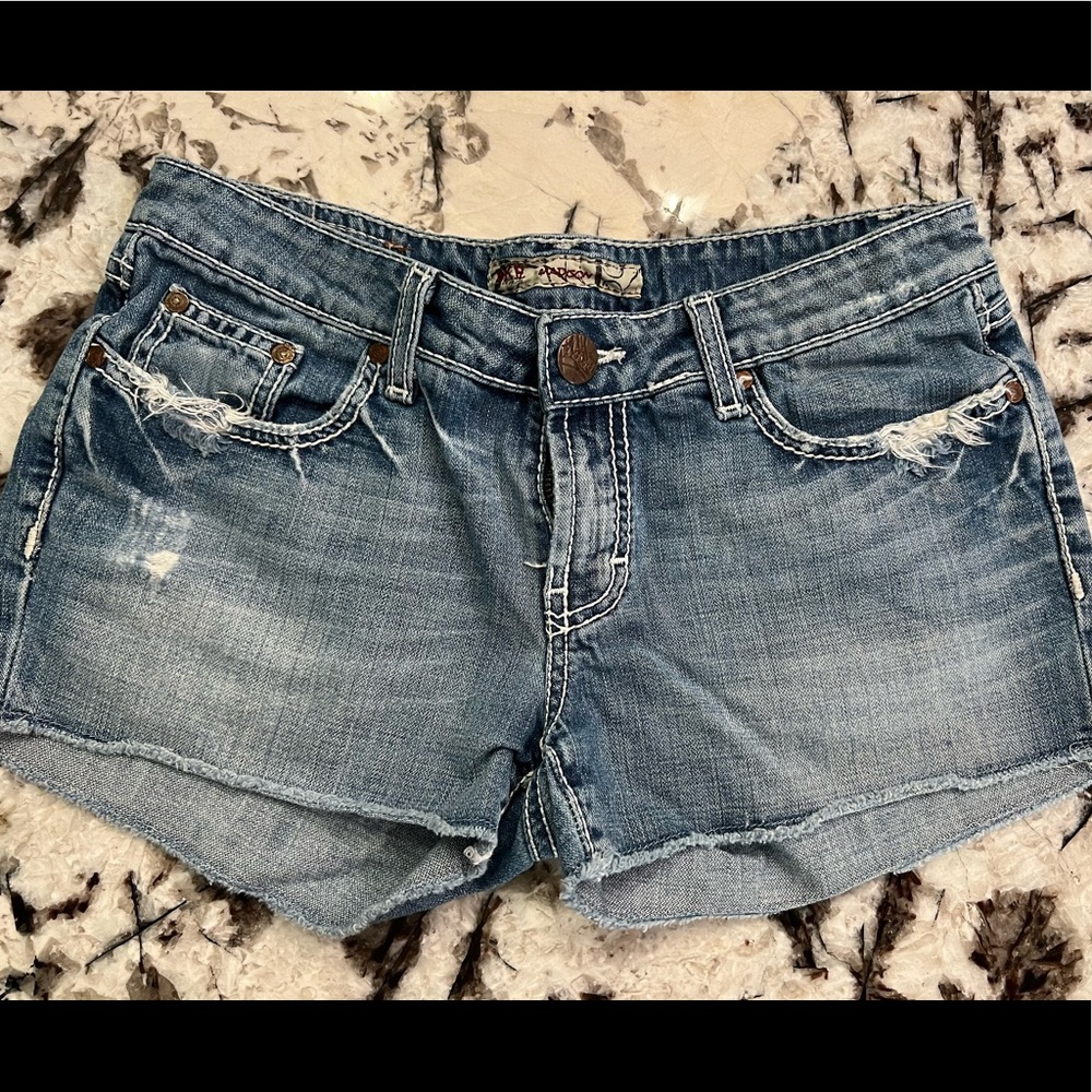 Womens BKE shorts. Size 28. Like new.